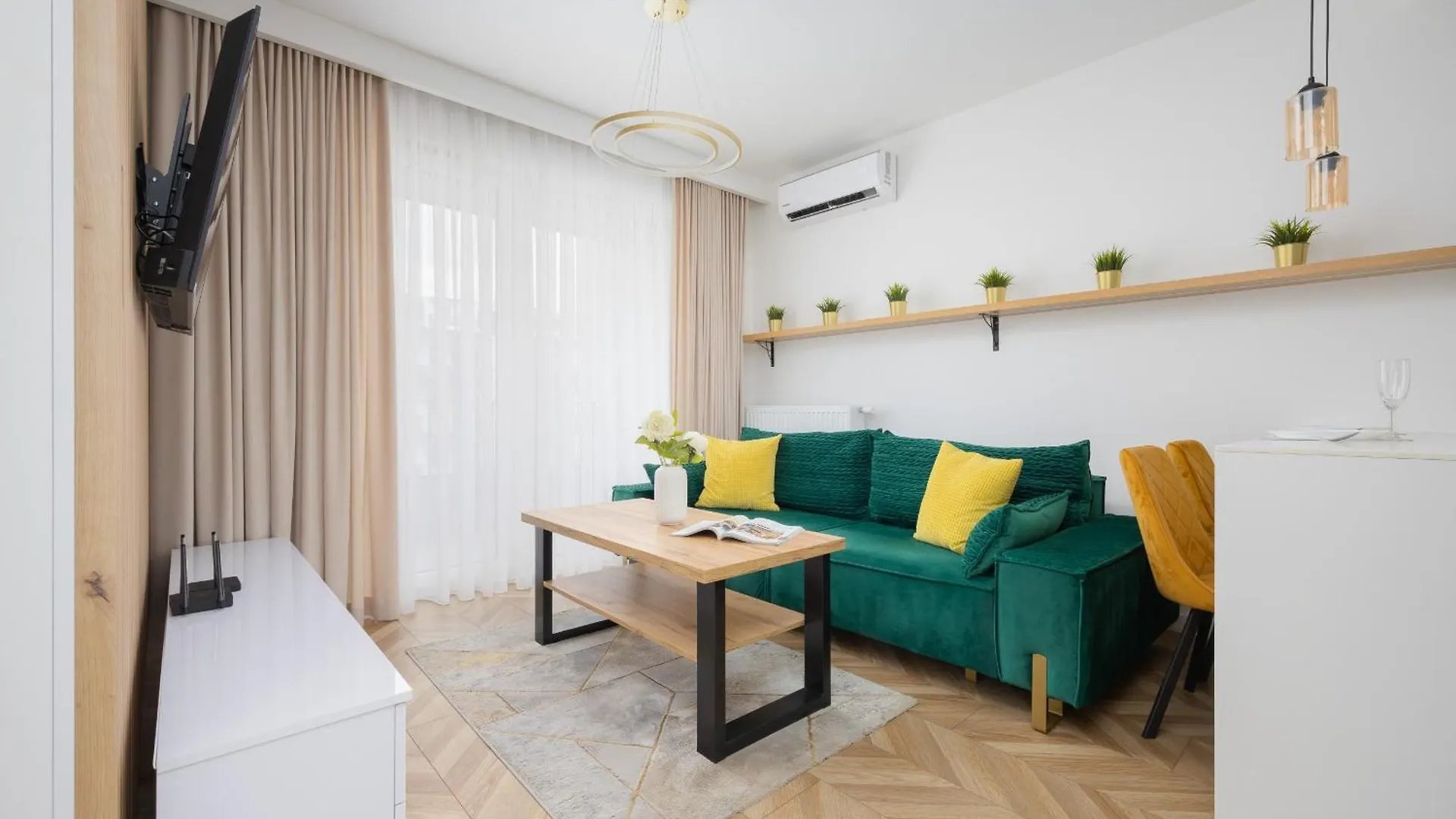 Nowoczesny Apartament Z Balkonem I Miejscem Parkingowym Warszawa Ursus By Rent Like Home 0*, Warsaw